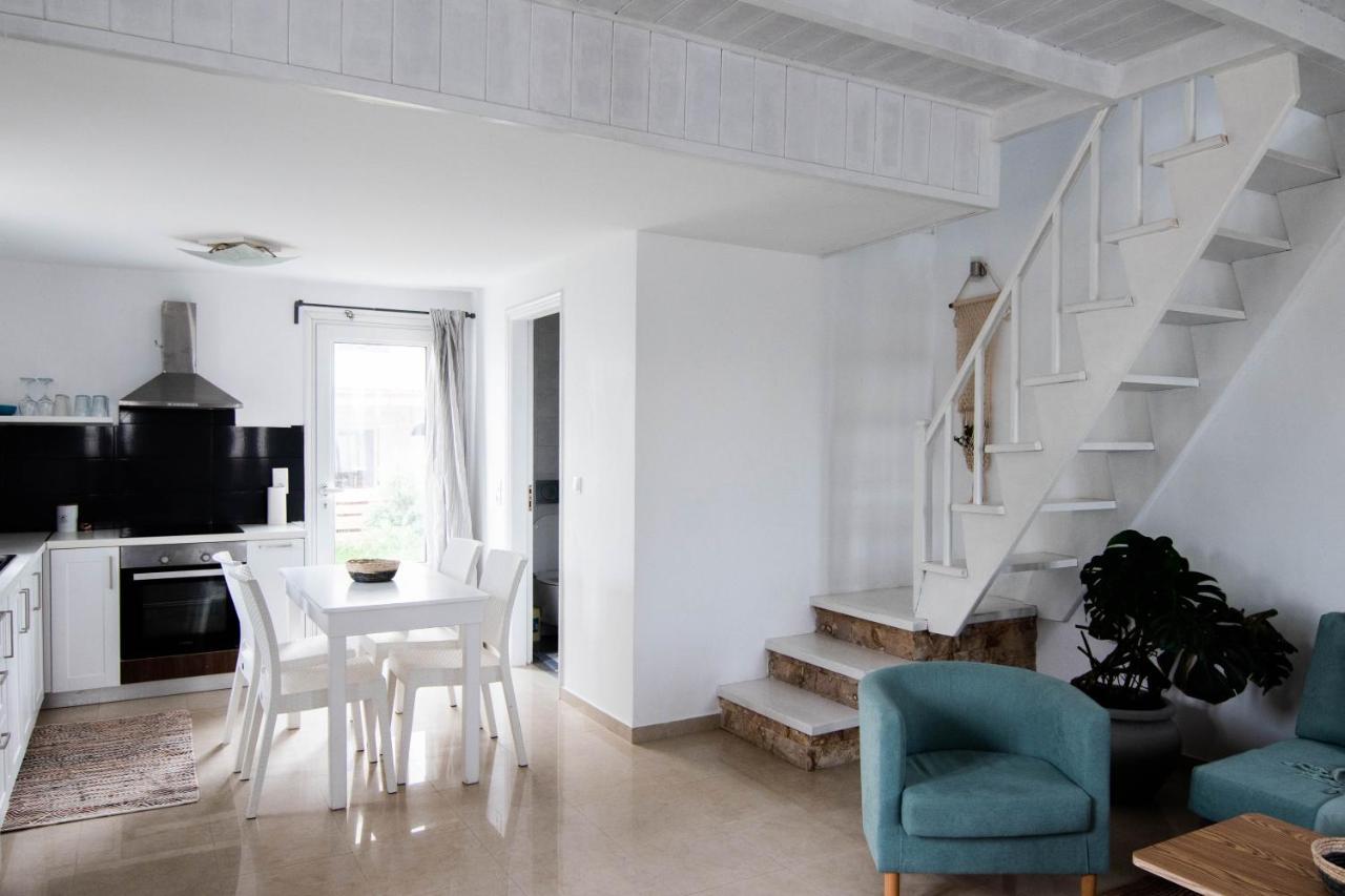 Kamári White Wave Villa, 3Min Walk From Beach מראה חיצוני תמונה